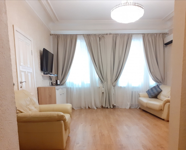 
  Продается 2-комн. квартира, 40.2 м², Островского пер, д. 7
. Фото 2.