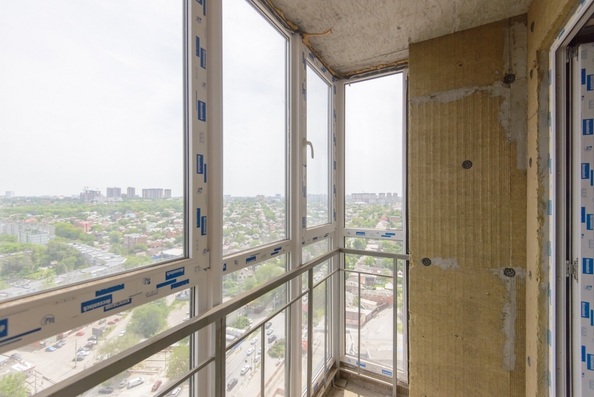 
  Продается 3-комн. квартира, 93.5 м², Шеболдаева ул, д. 95
. Фото 4.