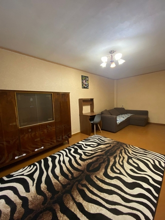 
  Сдается 1-комн. квартира, 32 м², Ленина пр-кт, д. 70
. Фото 3.