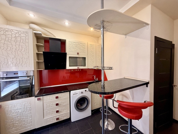 
  Продается 1-комн. квартира, 34 м², Русская ул, д. 54
. Фото 3.