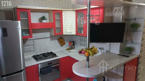 
  Продается 1-комн. квартира, 37 м², Малиновского ул, д. 72/2
. Фото 4.