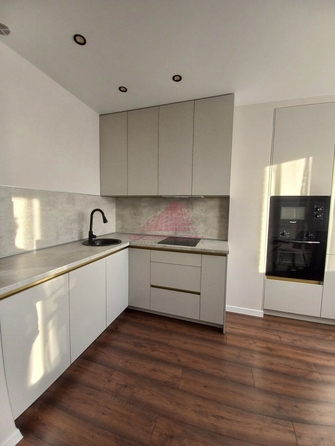 
  Продается 2-комн. квартира, 60 м², Зорге ул, д. 9
. Фото 4.