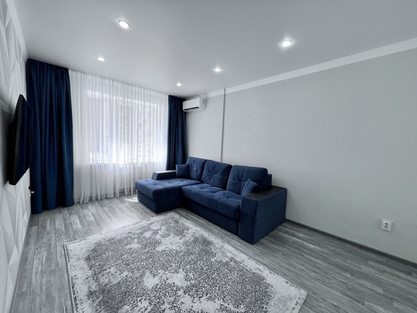 
  Продается 1-комн. квартира, 42 м², Берберовская ул, д. 22
. Фото 9.