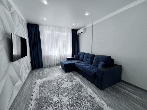 
  Продается 1-комн. квартира, 42 м², Берберовская ул, д. 22
. Фото 10.