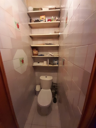 
  Продается 3-комн. квартира, 49 м², Малиновского ул, д. 10
. Фото 6.