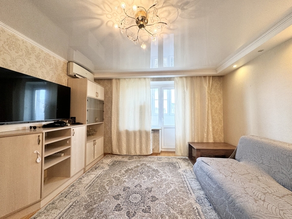 
  Продается 4-комн. квартира, 80 м², 40-летия Победы пр-кт, д. 37
. Фото 1.