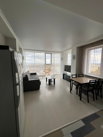 
  Продается 3-комн. квартира, 79 м², Таганрогская ул, д. 132
. Фото 1.