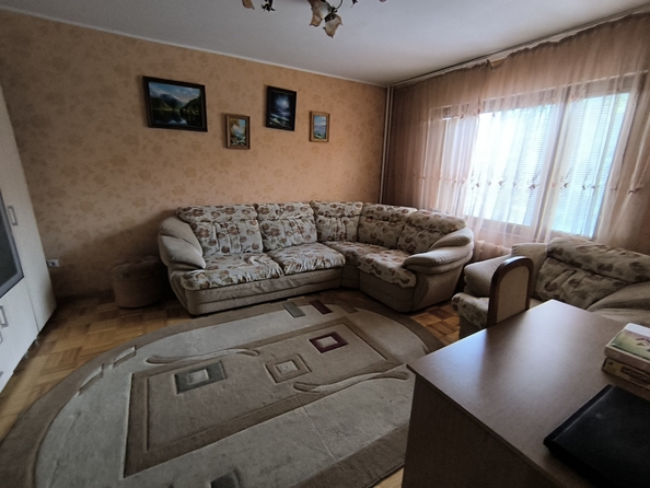 
  Продается 3-комн. квартира, 74 м², Горшкова пр-кт, д. 3
. Фото 1.