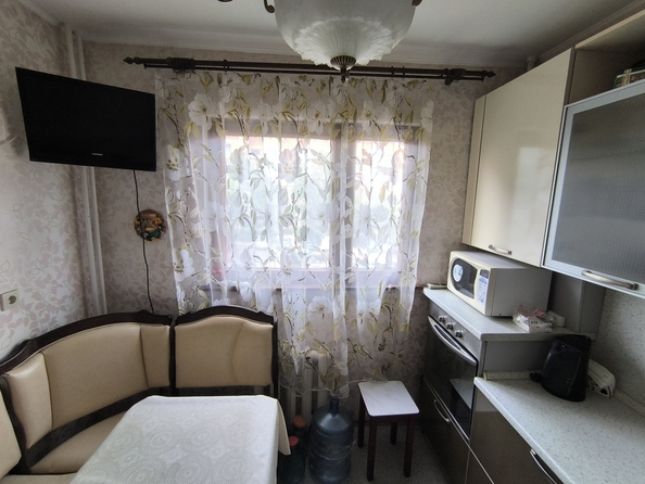 
  Продается 3-комн. квартира, 74 м², Горшкова пр-кт, д. 3
. Фото 7.