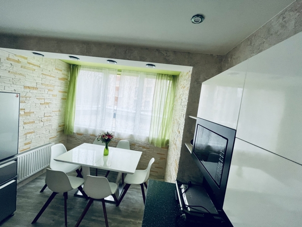 
  Продается 2-комн. квартира, 52.8 м², Шолохова пр-кт, д. 211/1
. Фото 6.