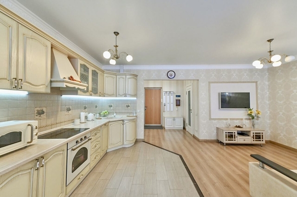 
  Продается 1-комн. квартира, 45 м², Жмайлова ул, д. 4Г
. Фото 4.