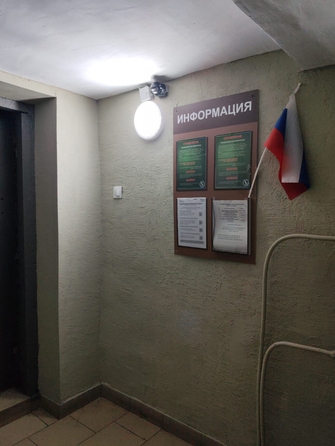 
  Продается 3-комн. квартира, 64.9 м², Комарова б-р, д. 18/2
. Фото 9.