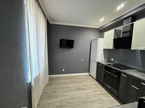 
  Продается 3-комн. квартира, 77 м², Еременко ул, д. 90/27
. Фото 2.