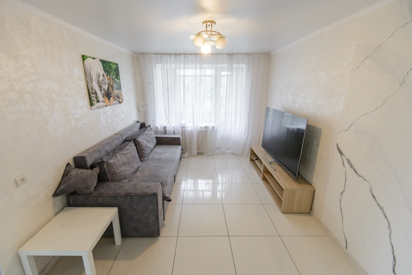 
  Продается 3-комн. квартира, 50 м², Быковского ул, д. 1/2
. Фото 1.