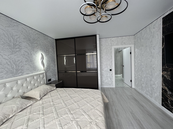 
  Продается 4-комн. квартира, 77 м², Ткачева ул, д. 21
. Фото 5.