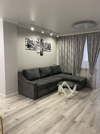 
  Продается 2-комн. квартира, 56 м², Тружеников ул, д. 80
. Фото 7.