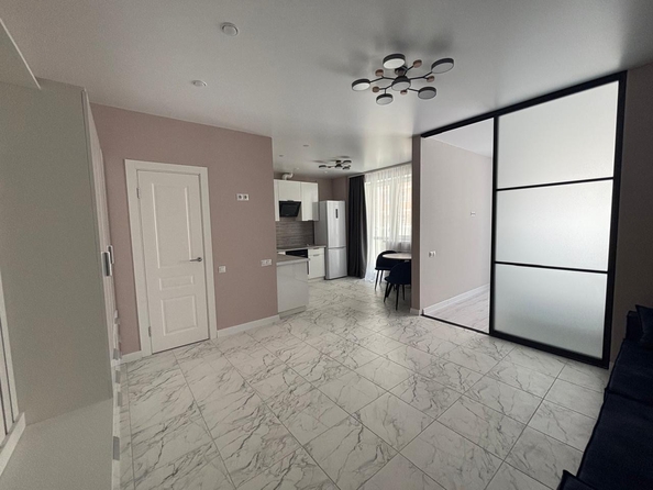 
  Продается 2-комн. квартира, 42 м², Комарова б-р, д. 1
. Фото 2.