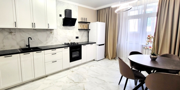 
  Продается 3-комн. квартира, 64 м², Берберовская ул, д. 22
. Фото 1.