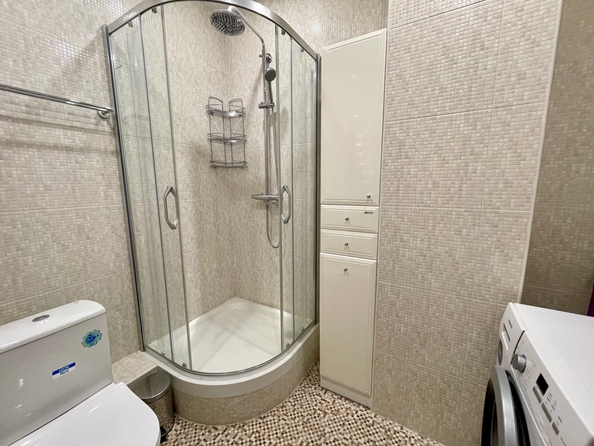 
  Продается 2-комн. квартира, 57 м², Дунаевского пер, д. 17
. Фото 11.