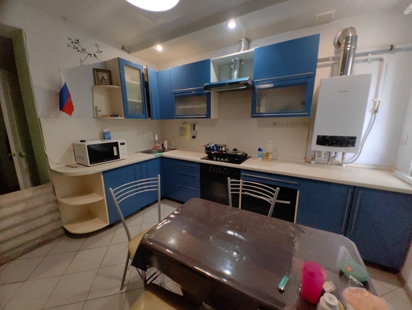 
  Продается 2-комн. квартира, 49.9 м², Камская ул, д. 4
. Фото 6.