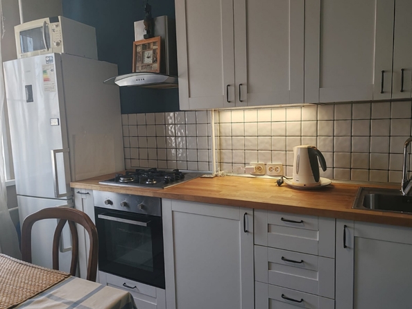 
  Продается 2-комн. квартира, 51.1 м², Комарова б-р, д. 7
. Фото 3.