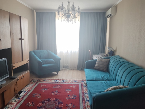 
  Продается 2-комн. квартира, 51.1 м², Комарова б-р, д. 7
. Фото 8.