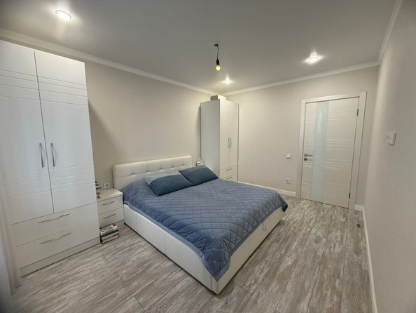 
  Продается 3-комн. квартира, 82.5 м², 2-я Краснодарская ул, д. 169б
. Фото 6.