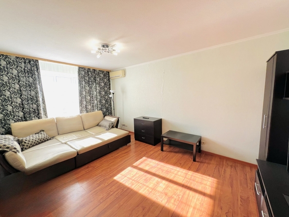 
  Продается 1-комн. квартира, 37.7 м², 40-летия Победы пр-кт, д. 75
. Фото 4.