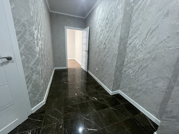 
  Продается 2-комн. квартира, 56 м², Малиновского ул, д. 18
. Фото 6.