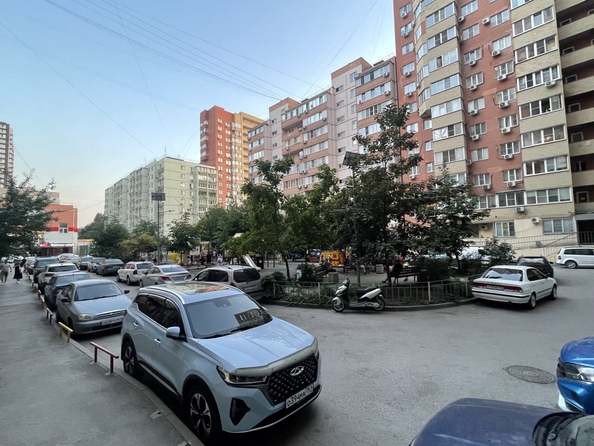 
  Продается 2-комн. квартира, 59 м², Стабильная ул, д. 11
. Фото 10.