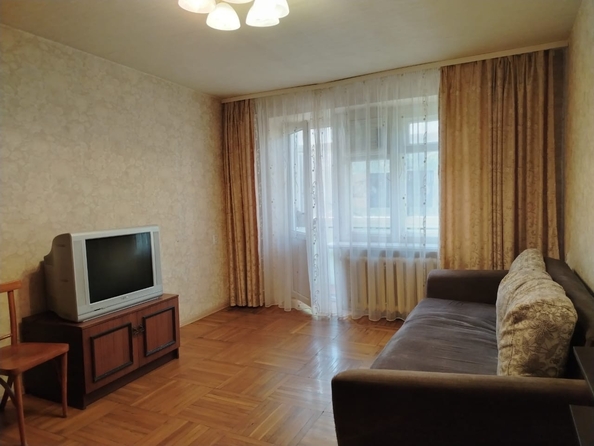 
  Продается 3-комн. квартира, 60 м², 1-я Баррикадная ул, д. 48
. Фото 7.