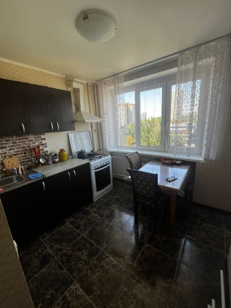 
  Продается 1-комн. квартира, 40 м², Коммунистический пр-кт, д. 27
. Фото 1.