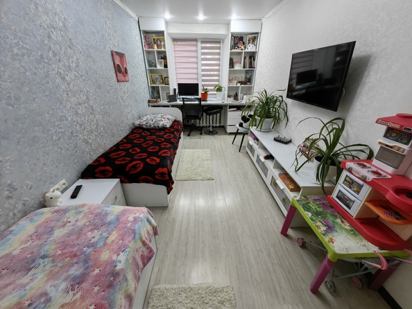 
  Продается 3-комн. квартира, 63 м², 40-летия Победы пр-кт, д. 13
. Фото 5.