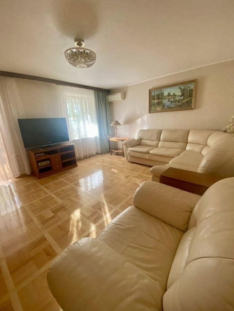 
  Продается 4-комн. квартира, 85 м², Города Волос ул, д. 135/136
. Фото 3.