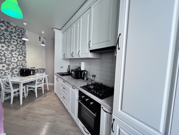 
  Продается 1-комн. квартира, 42 м², Берберовская ул, д. 26
. Фото 3.