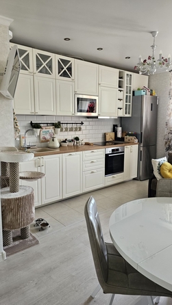 
  Продается 1-комн. квартира, 43 м², Платова б-р, д. 20/17
. Фото 1.