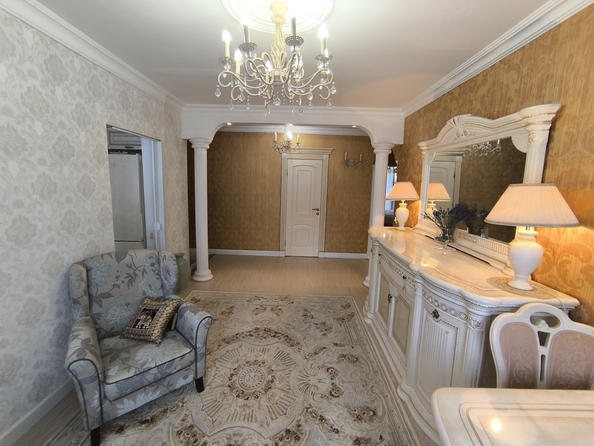 
  Продается 4-комн. квартира, 81.4 м², Горшкова пр-кт, д. 6
. Фото 2.