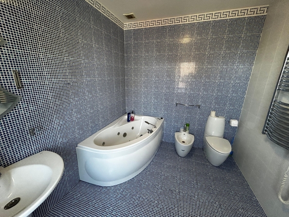 
  Продается 4-комн. квартира, 160 м², Максима Горького ул, д. 214/101
. Фото 17.