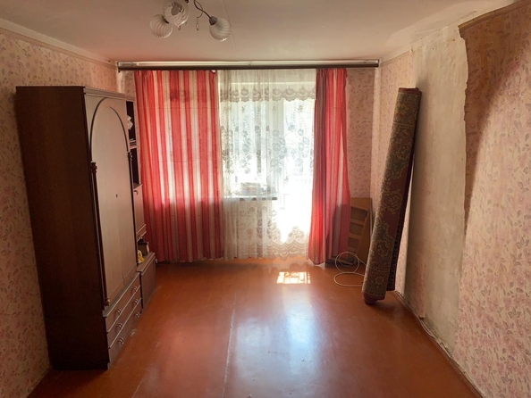 
  Продается 2-комн. квартира, 44.6 м², Криворожская ул, д. 63
. Фото 3.