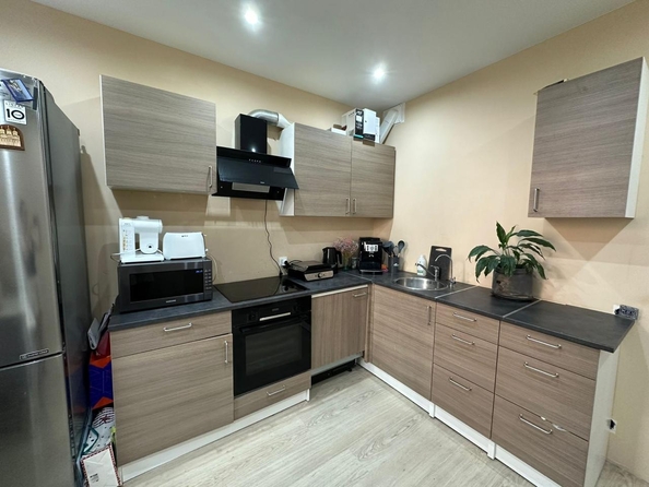 
  Продается 2-комн. квартира, 57 м², 1-я Ковровая ул, д. 65
. Фото 8.