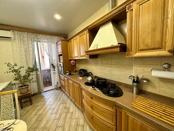 
  Продается 2-комн. квартира, 66 м², Матросова ул, д. 35
. Фото 2.