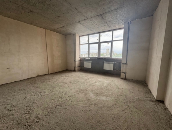 
  Продается 2-комн. квартира, 85.8 м², 2-я Краснодарская ул, д. 135а
. Фото 2.