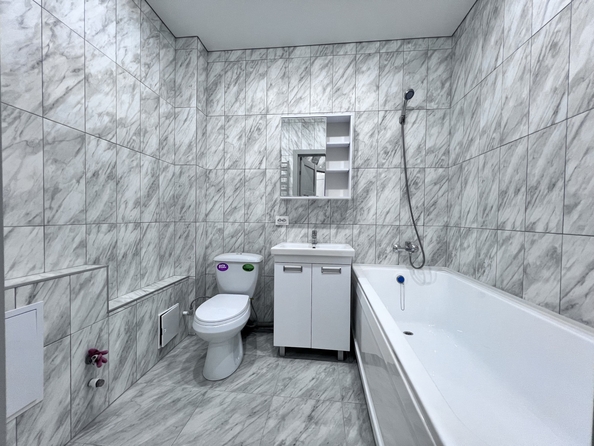 
  Продается 1-комн. квартира, 32 м², Берберовская ул, д. 22
. Фото 12.