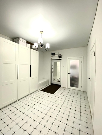 
  Продается 3-комн. квартира, 80.2 м², Берберовская ул, д. 8
. Фото 10.