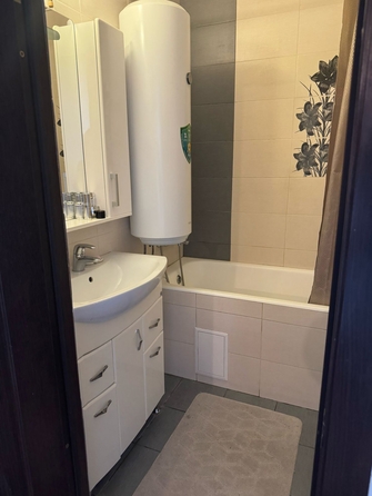 
  Продается 2-комн. квартира, 57 м², Жданова ул, д. 9
. Фото 9.