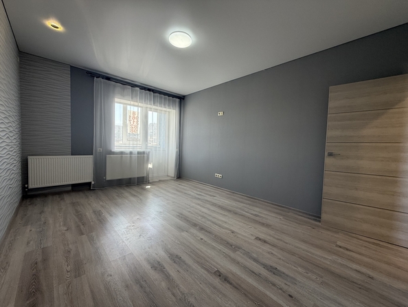 
  Продается 1-комн. квартира, 38 м², Днепровский пер, д. 124Н
. Фото 2.
