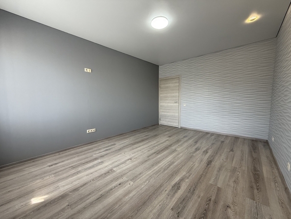 
  Продается 1-комн. квартира, 38 м², Днепровский пер, д. 124Н
. Фото 3.