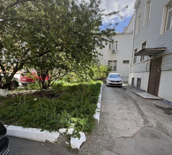 
  Продается 4-комн. квартира, 99 м², Жмайлова ул, д. 27
. Фото 14.