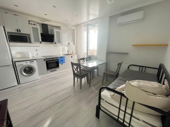 
  Продается 2-комн. квартира, 54.8 м², Дунаевского пер, д. 17
. Фото 2.