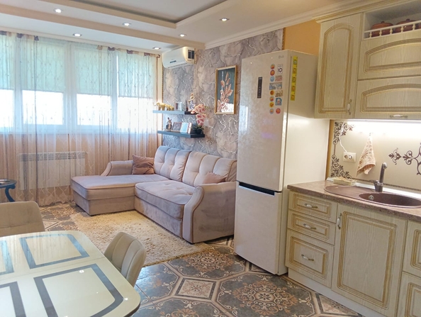 
  Продается 2-комн. квартира, 54 м², Комарова б-р, д. 9/4
. Фото 4.